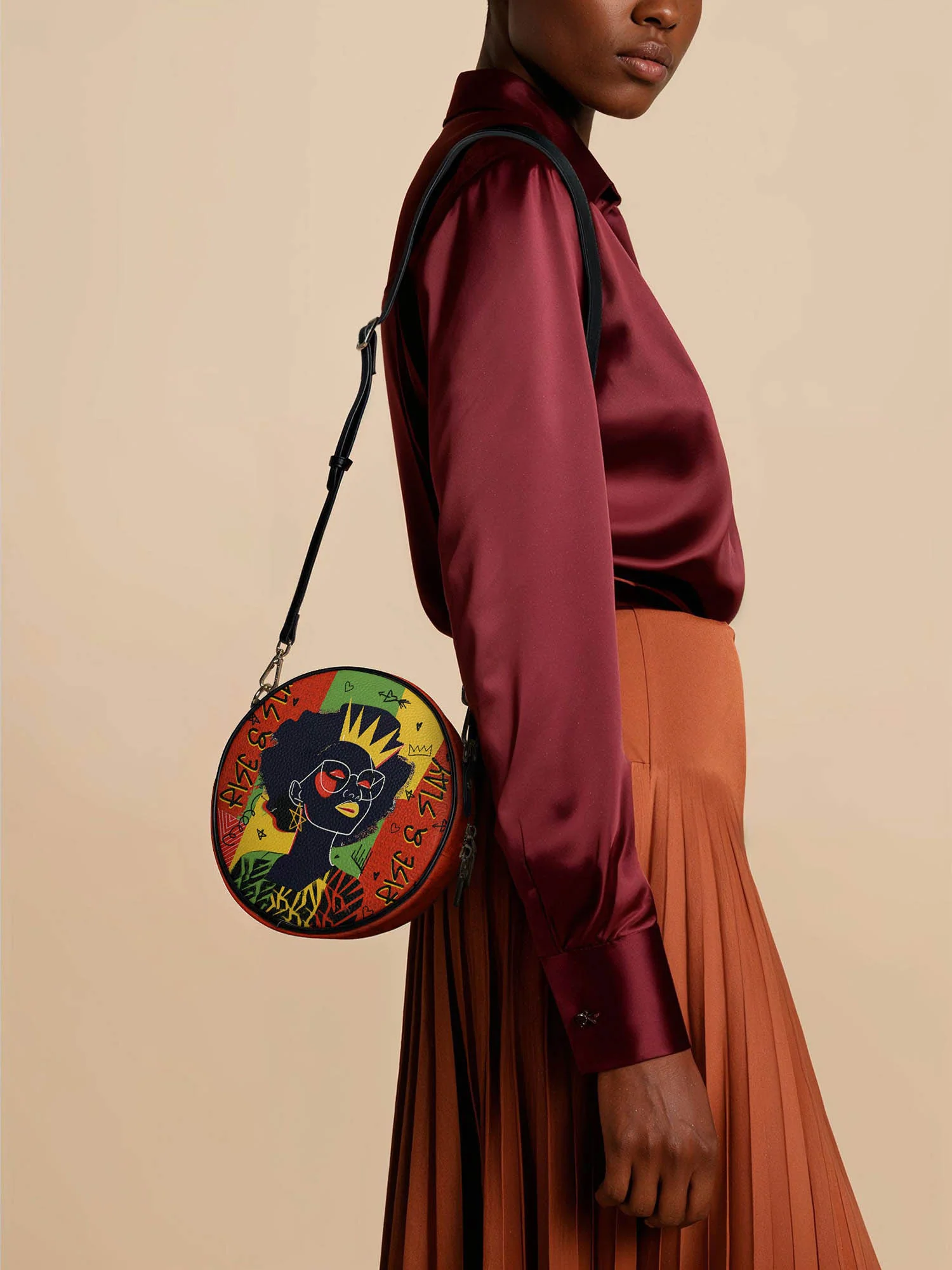 "Aina" Flame Red Circle Crossbody Bag - Image 3