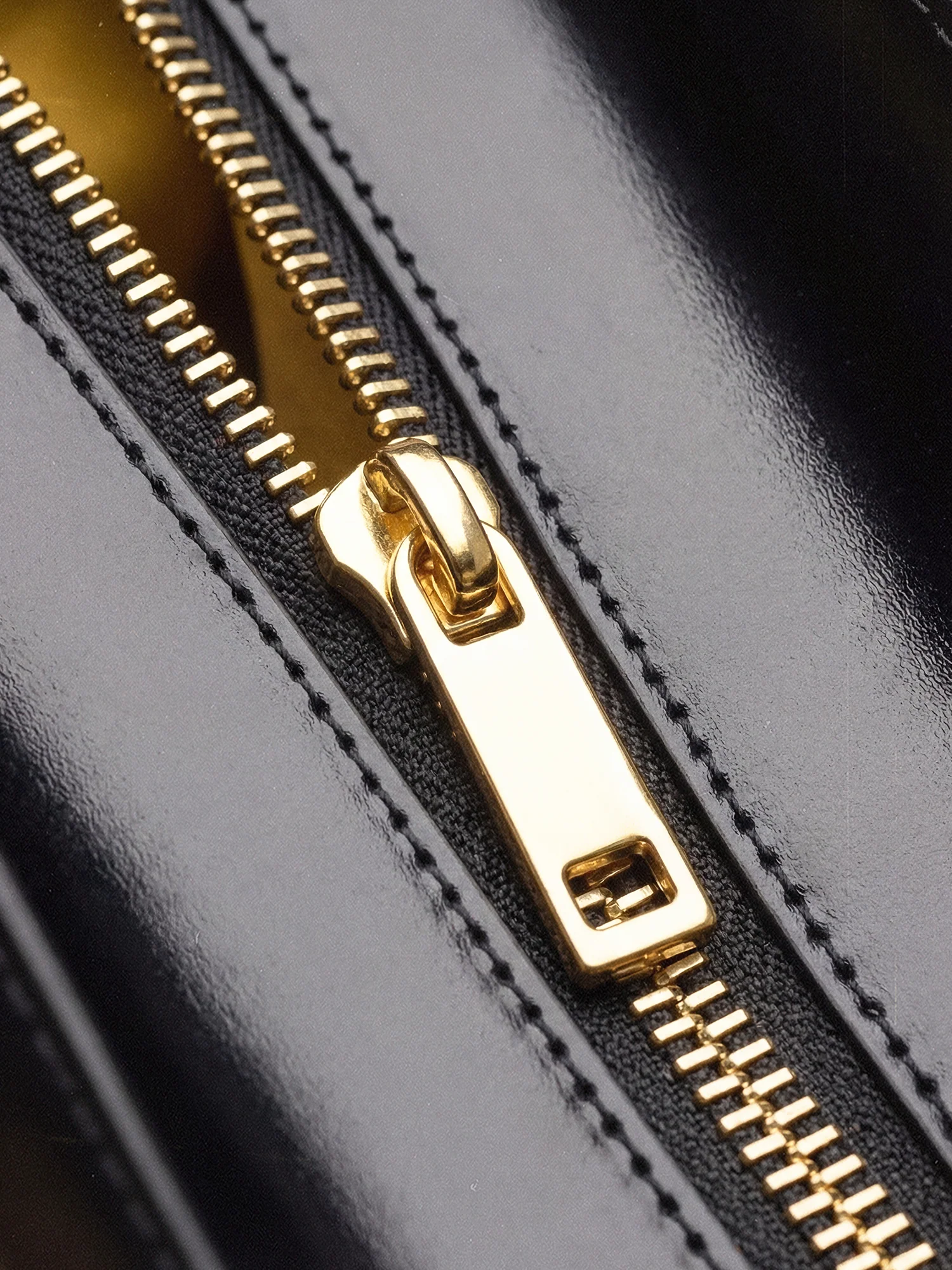 "Aina" Grape Soda Leather Handbag - Image 8