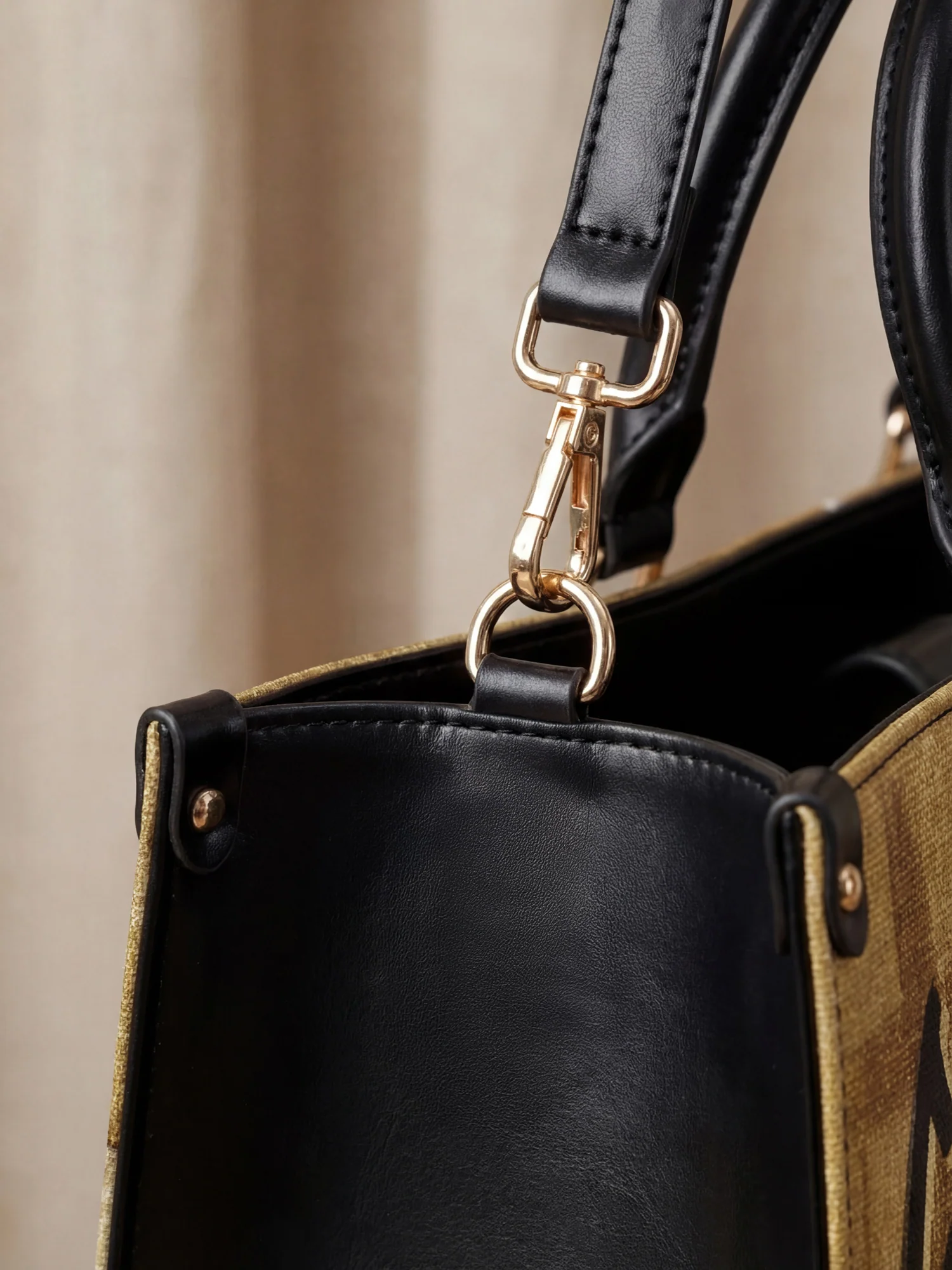 "Amahle" Leather Handbag - Image 6