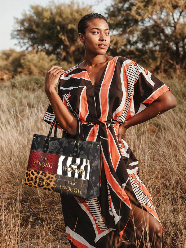 "Kadia" Leather Handbag - Image 15