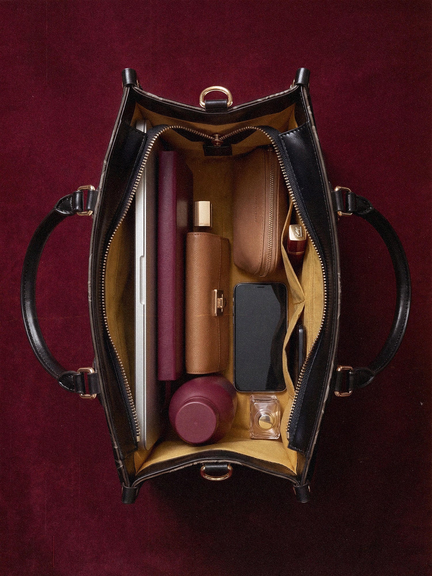 "Kadia" Leather Handbag - Image 9