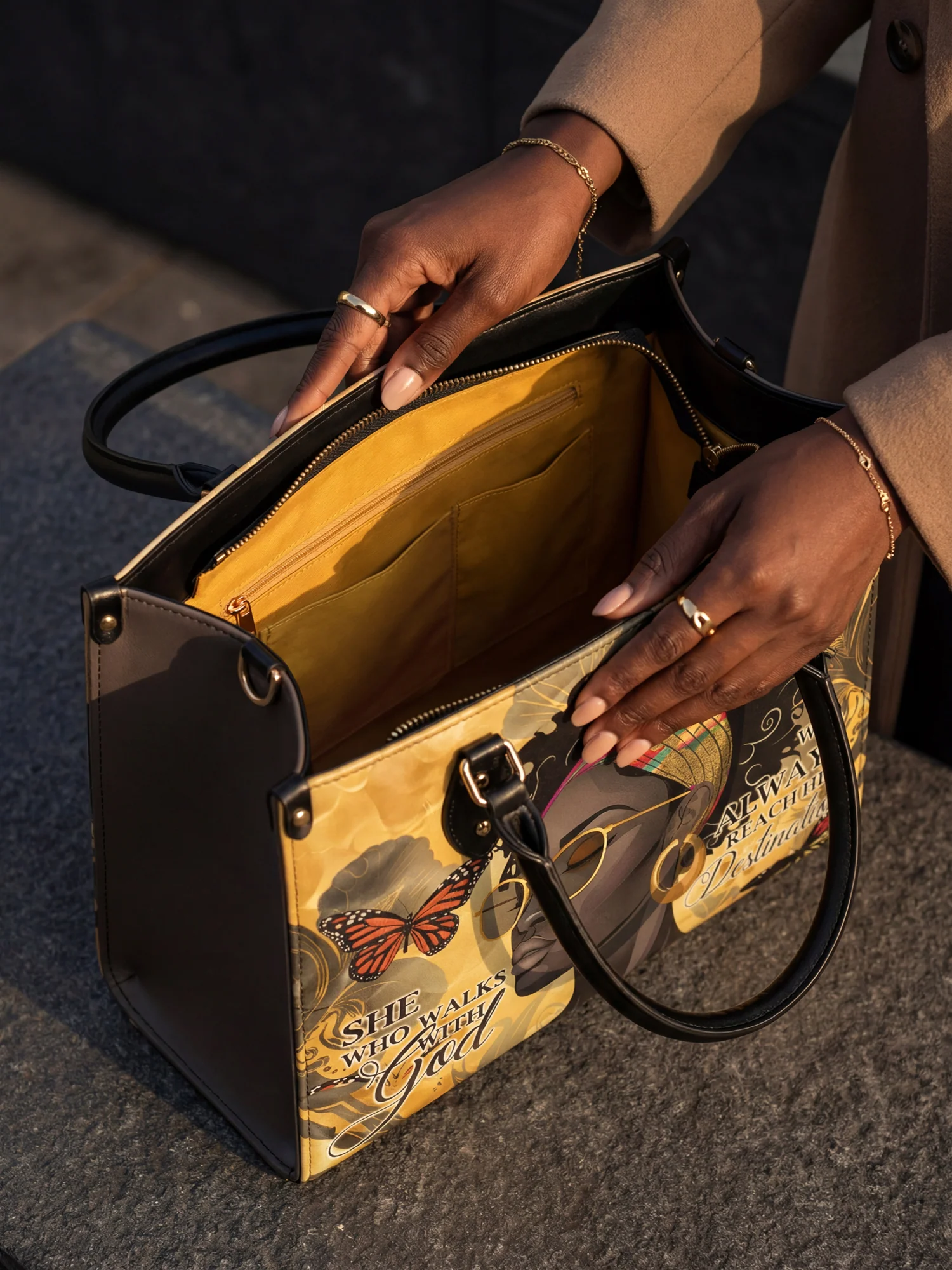 "Njia" Leather Handbag - Image 7