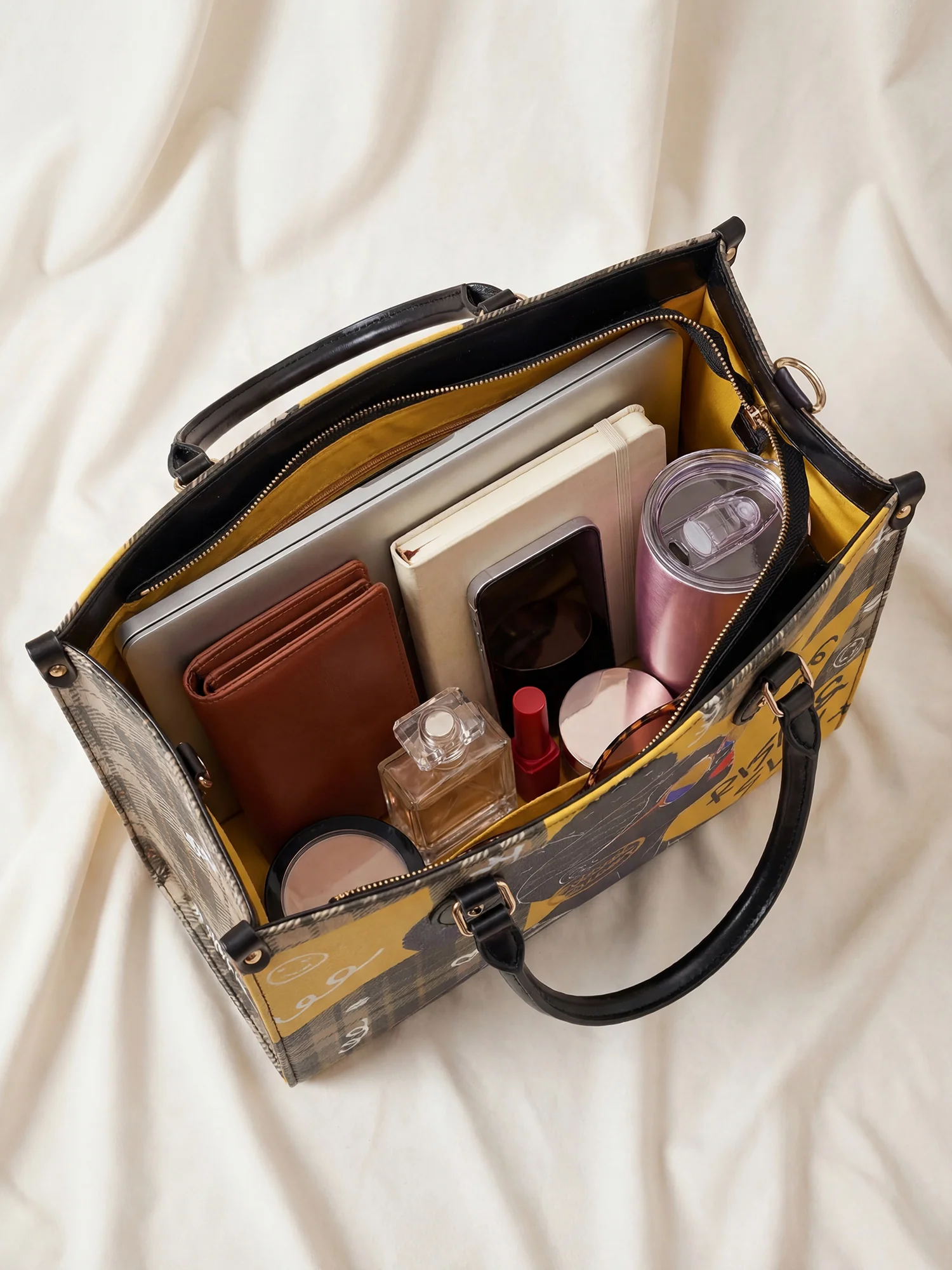 "Sanaa" Cornbread Leather Handbag - Image 9