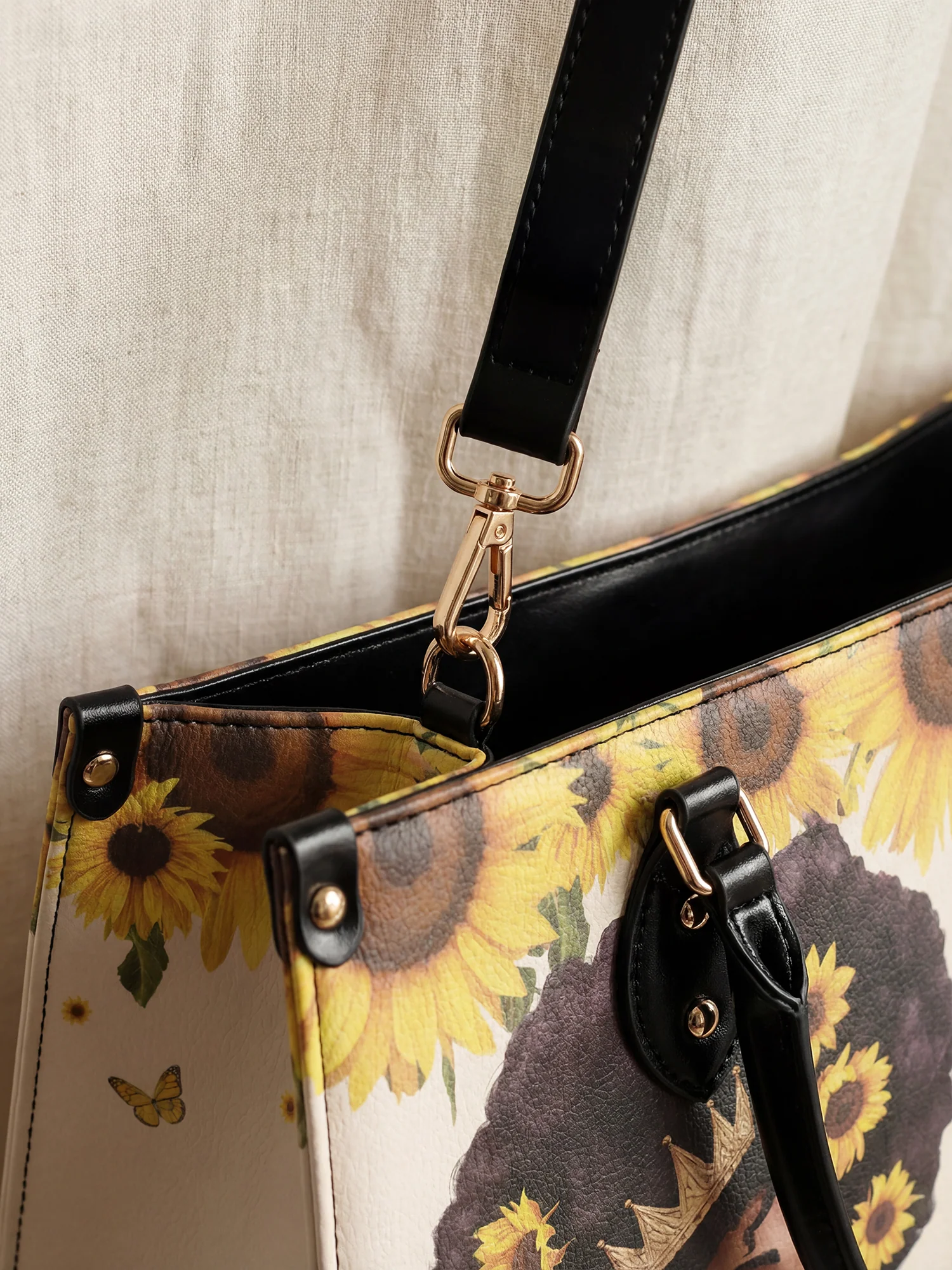 "Zuriya" Leather Handbag - Image 6